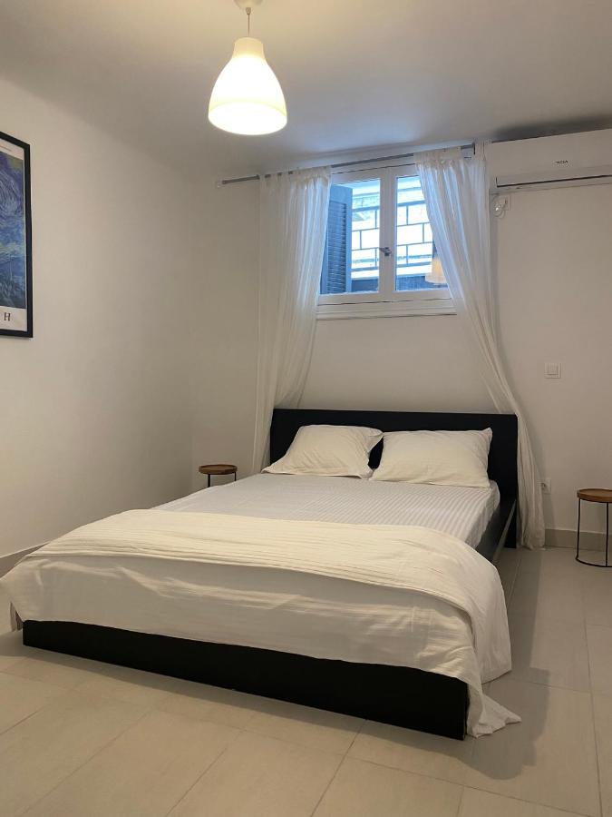 Modern 3br Maisonette With Garden 10 Min From Acropolis Apartment
